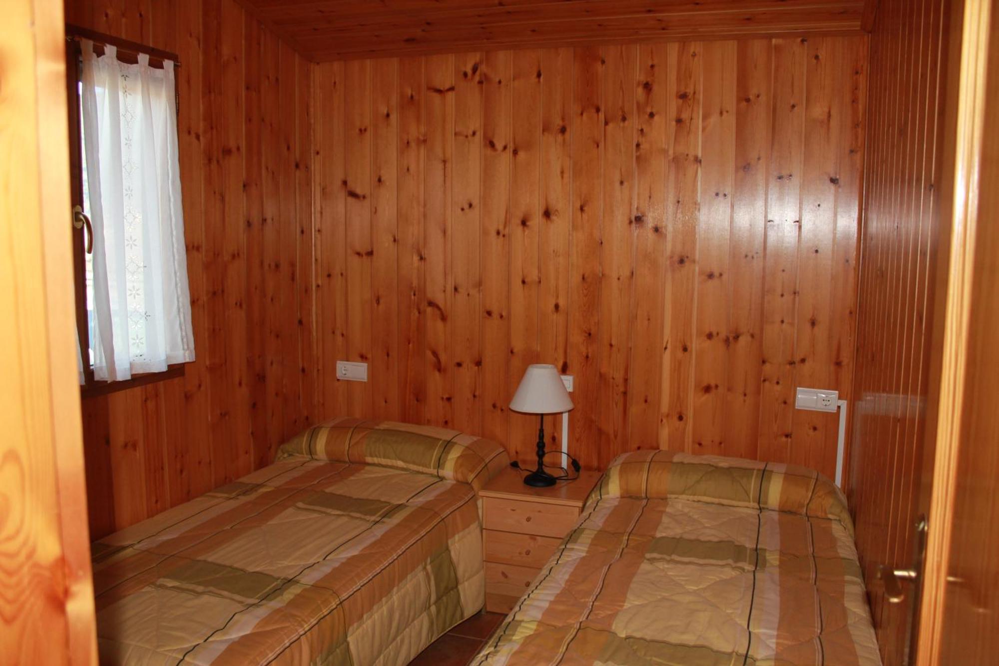 Camping Valle De Tena Сабиньяниго Экстерьер фото